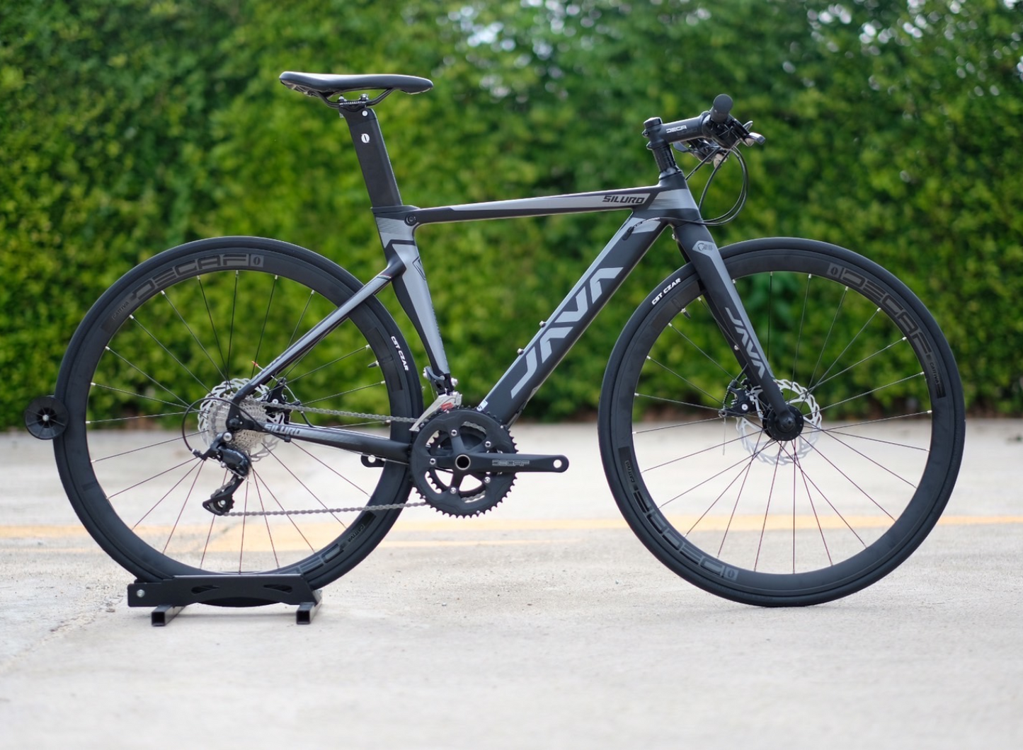 Java Siluro 2 Disc Alloy fork Shimano Sora 18 speed